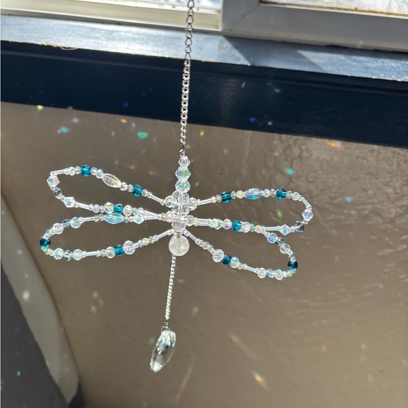 Crystal Beaded Dragonfly Suncatcher. - Picture 4 of 11
